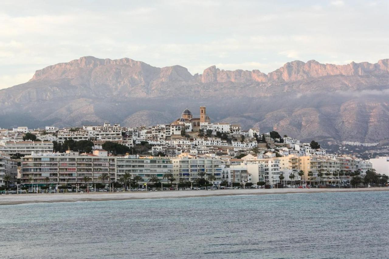 Escapada Romantica En Atico Frente Al Mar Con Piscina Apartment Altea Exterior foto
